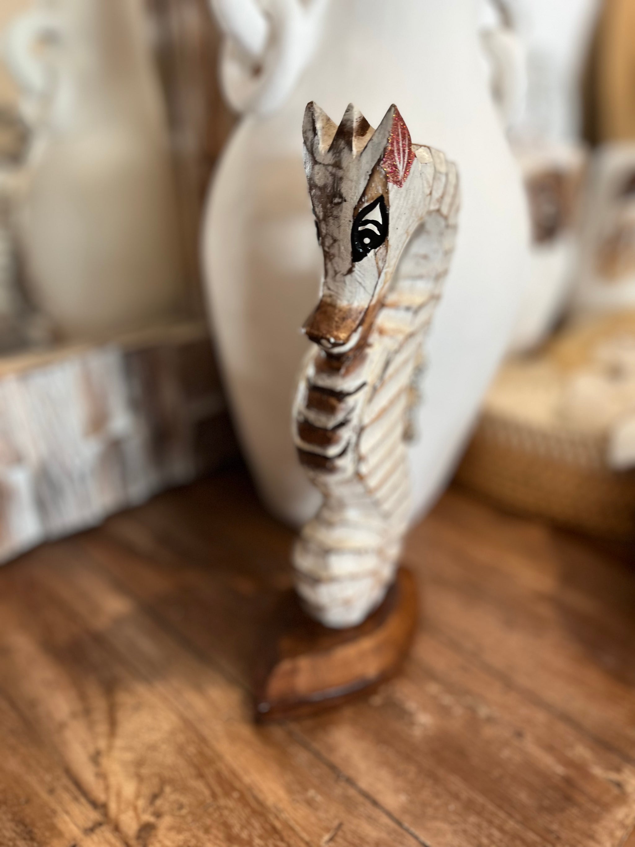 Handpainted white timber seahorse - Bali Beach Beyond