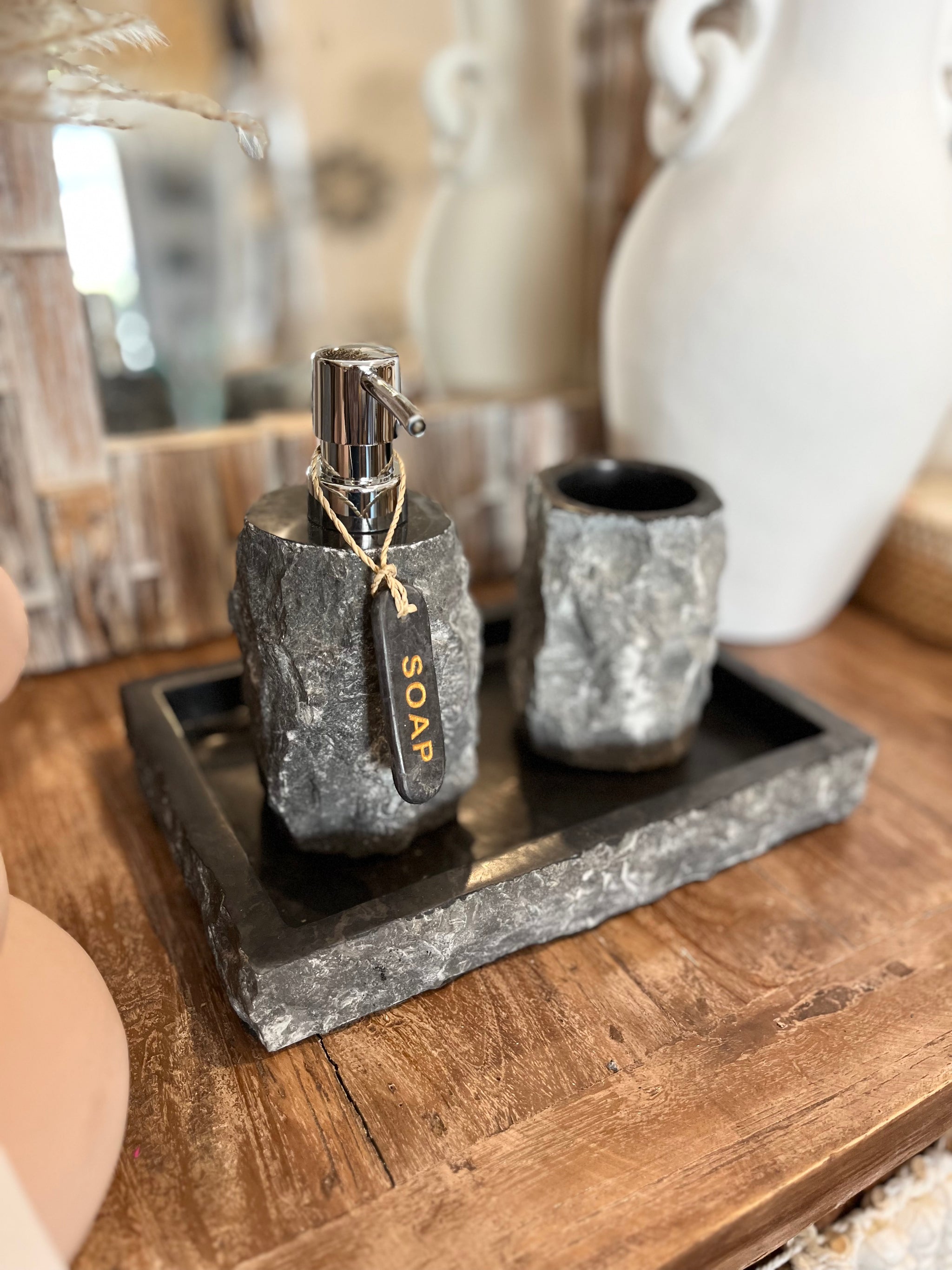 Marble tray with natural edge. Black - Bali Beach Beyond