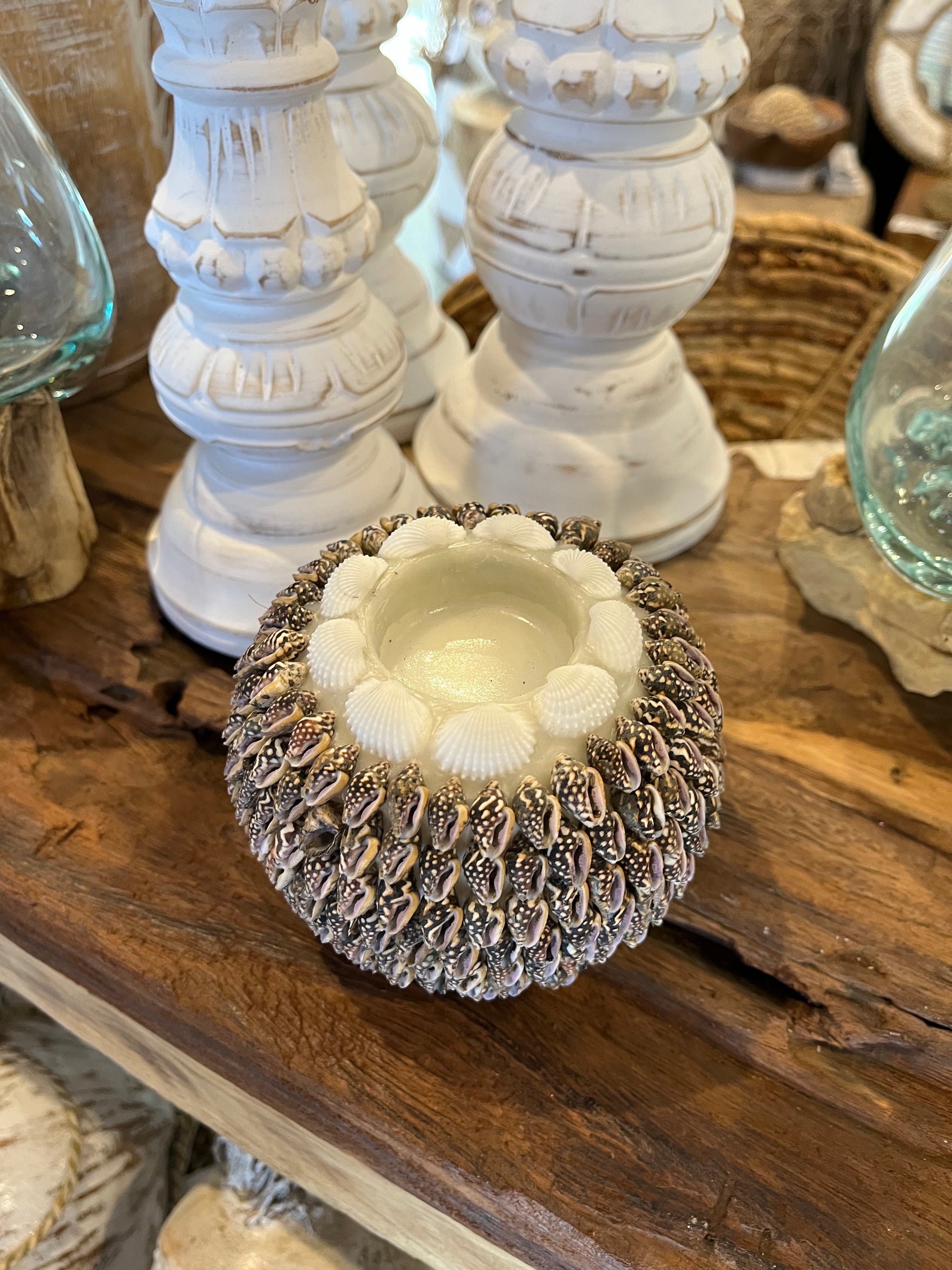 Dark shell tea light / candle holder - large - Bali Beach Beyond