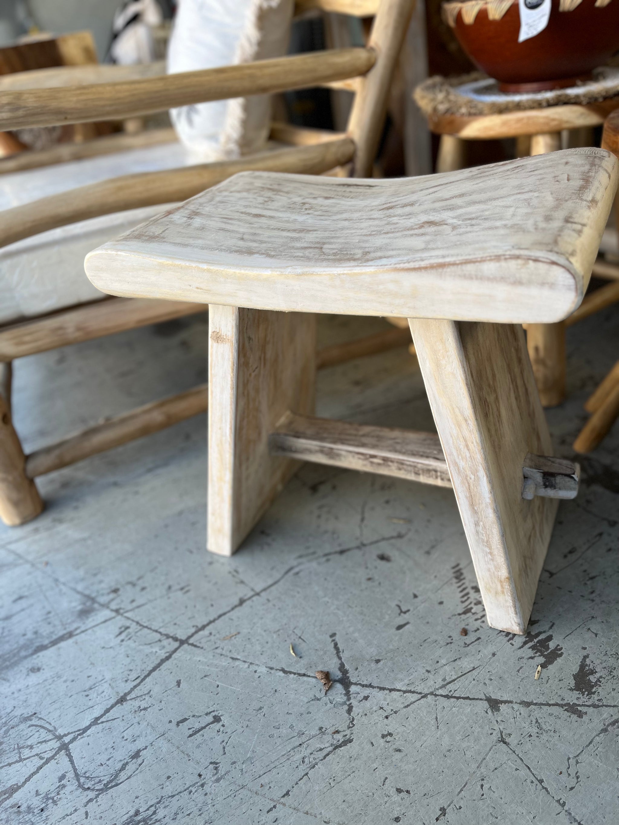 Timber stool / side table. Pin legs. White wash - Bali Beach Beyond