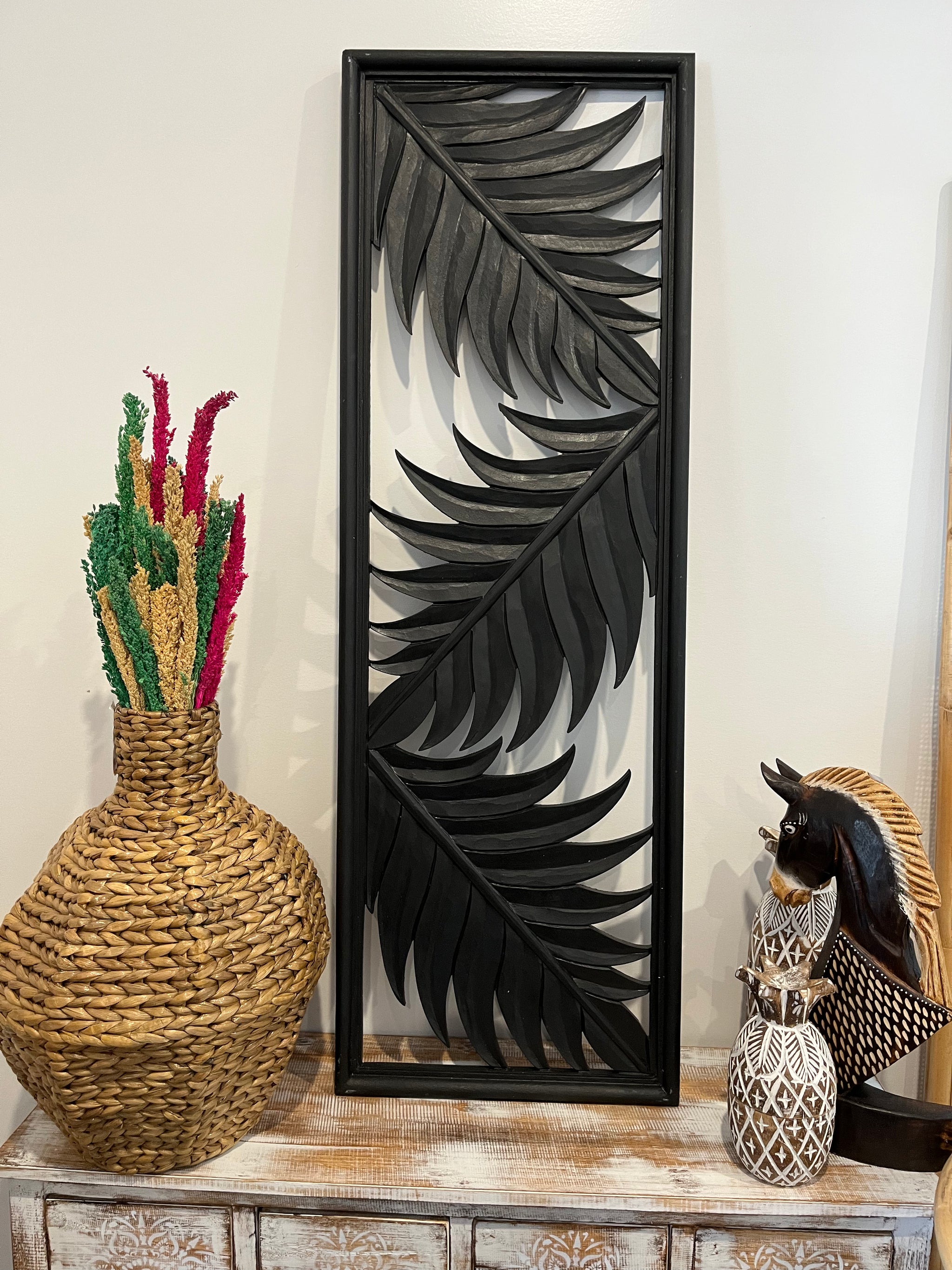 Black leaf wall hanging. - Bali Beach Beyond