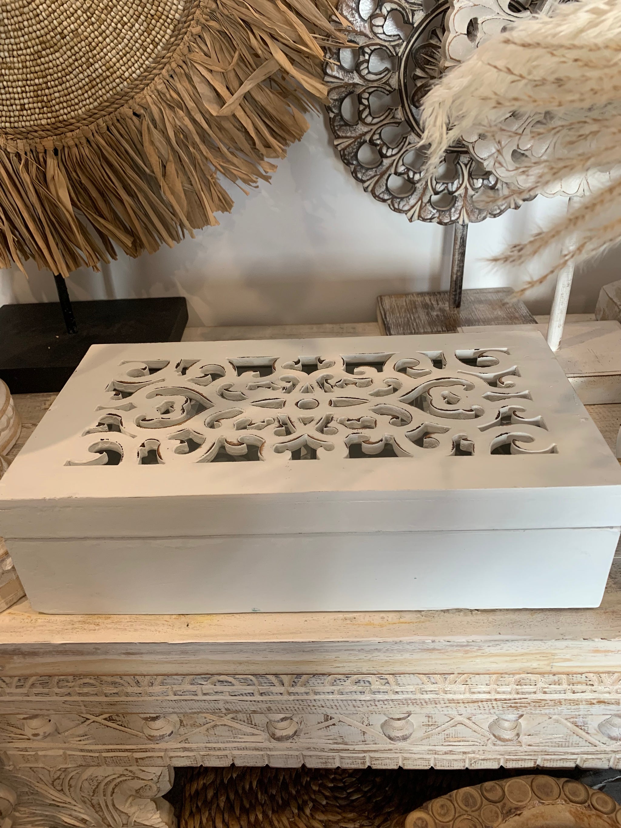 Carved white box with lid. Jewellery / storage. - Bali Beach Beyond