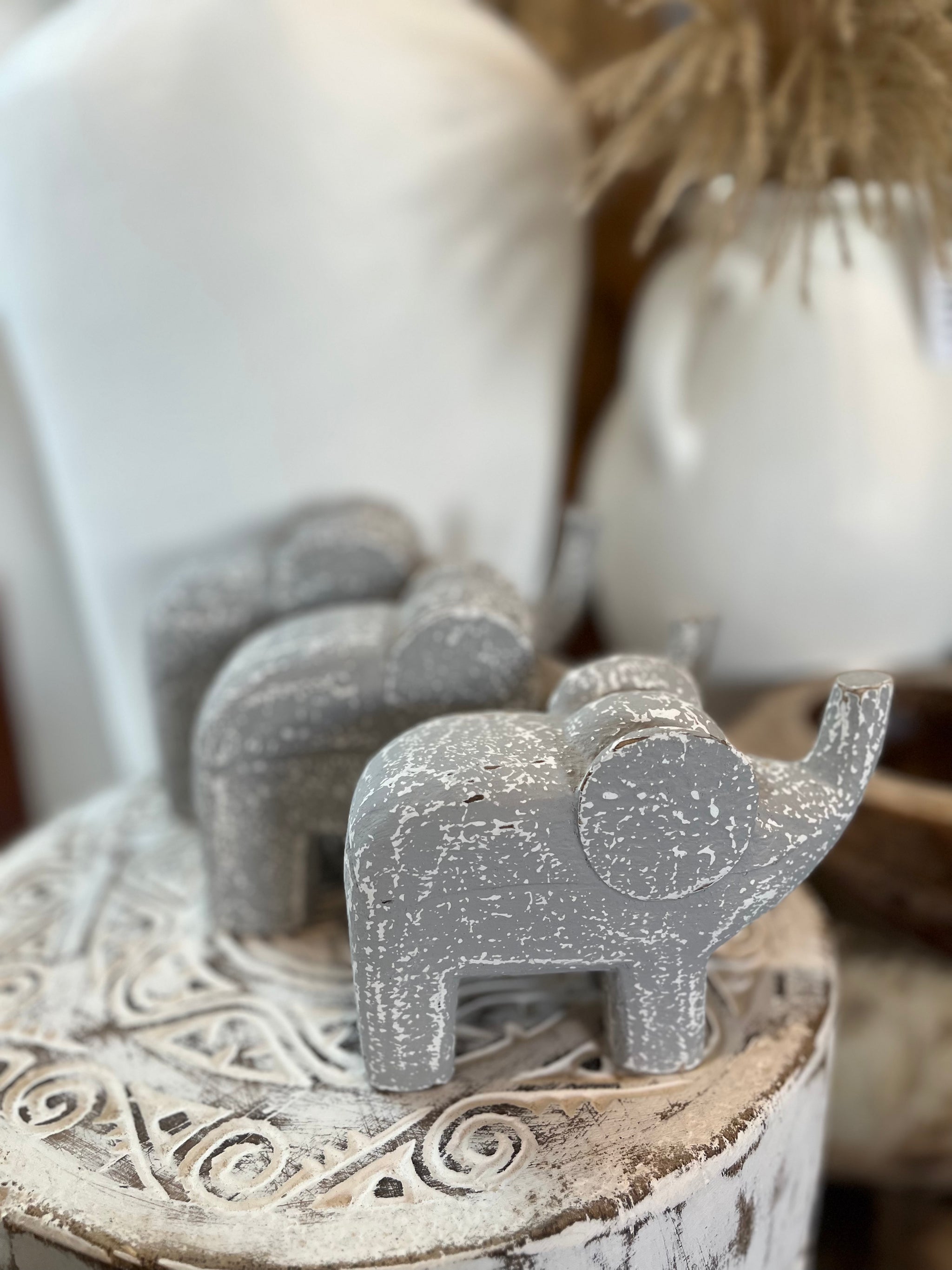 Set 3 timber handcarved elephants - grey. - Bali Beach Beyond