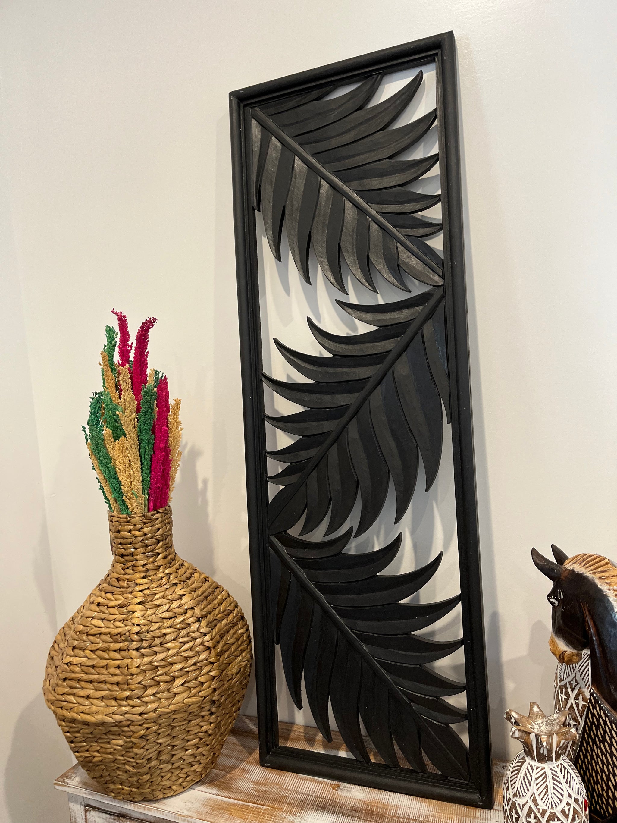 Black leaf wall hanging. - Bali Beach Beyond
