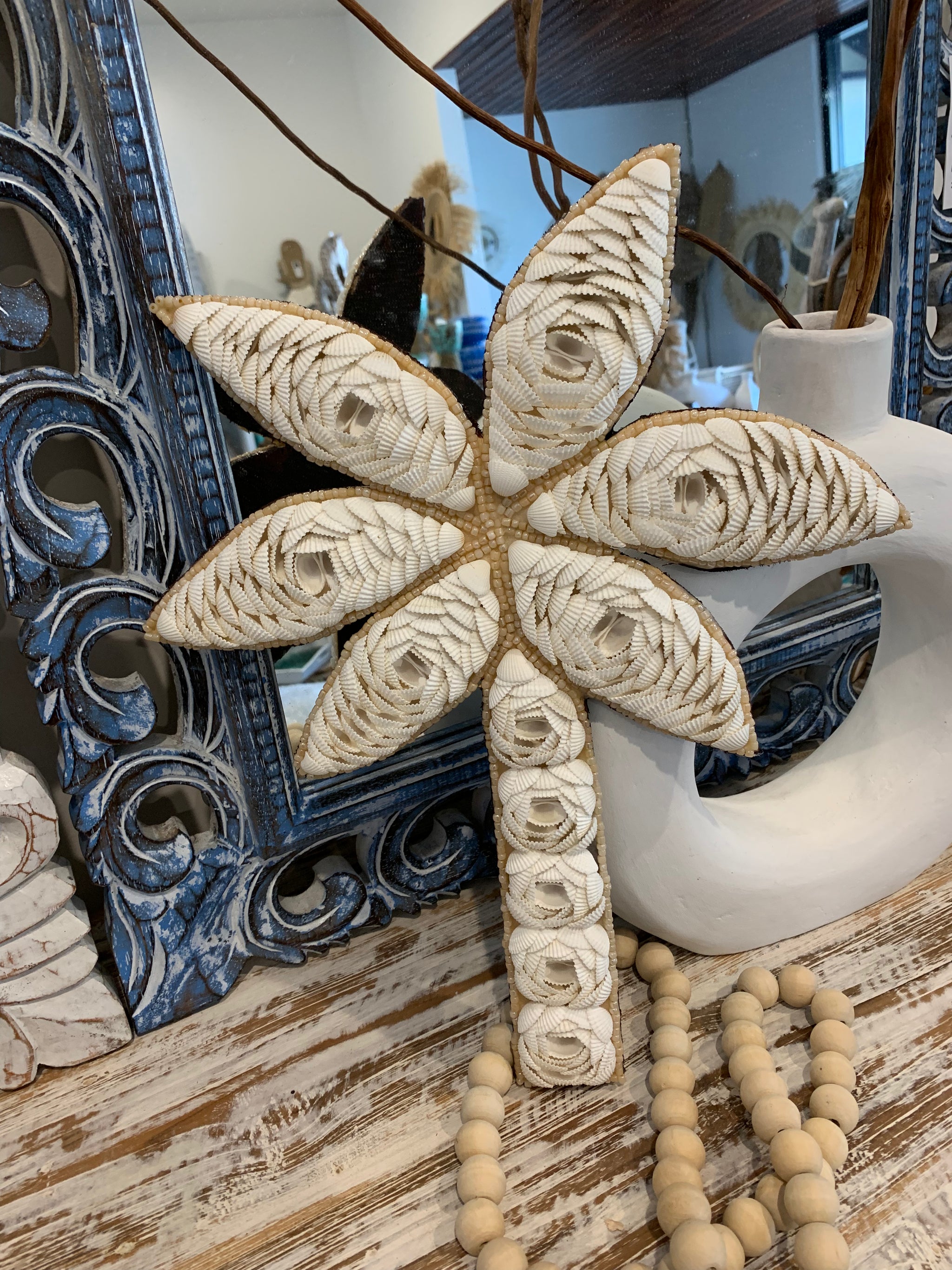 Shell palm tree hanging / decoration. White shell - Bali Beach Beyond