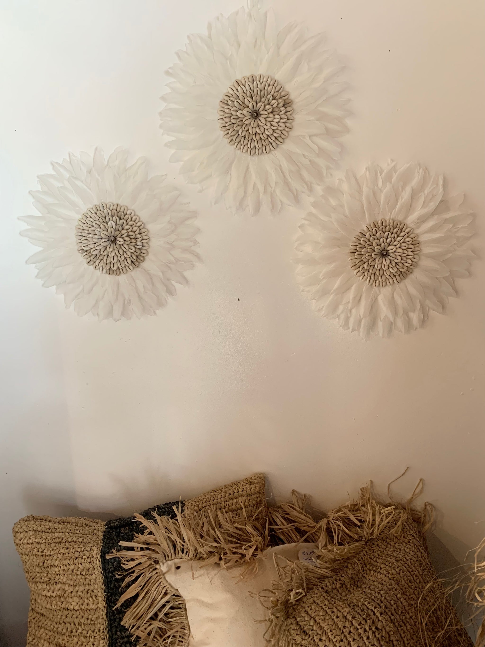 Set 3 white juju with natural shell. - Bali Beach Beyond