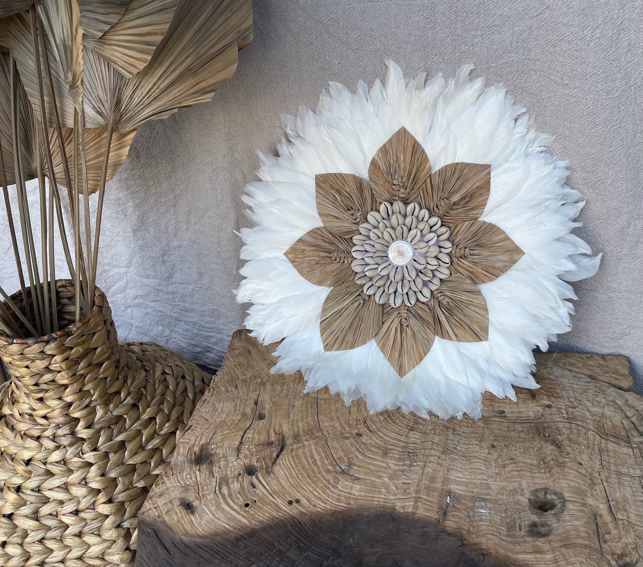 White juju with raffia leaf and natural shell. S - Bali Beach Beyond