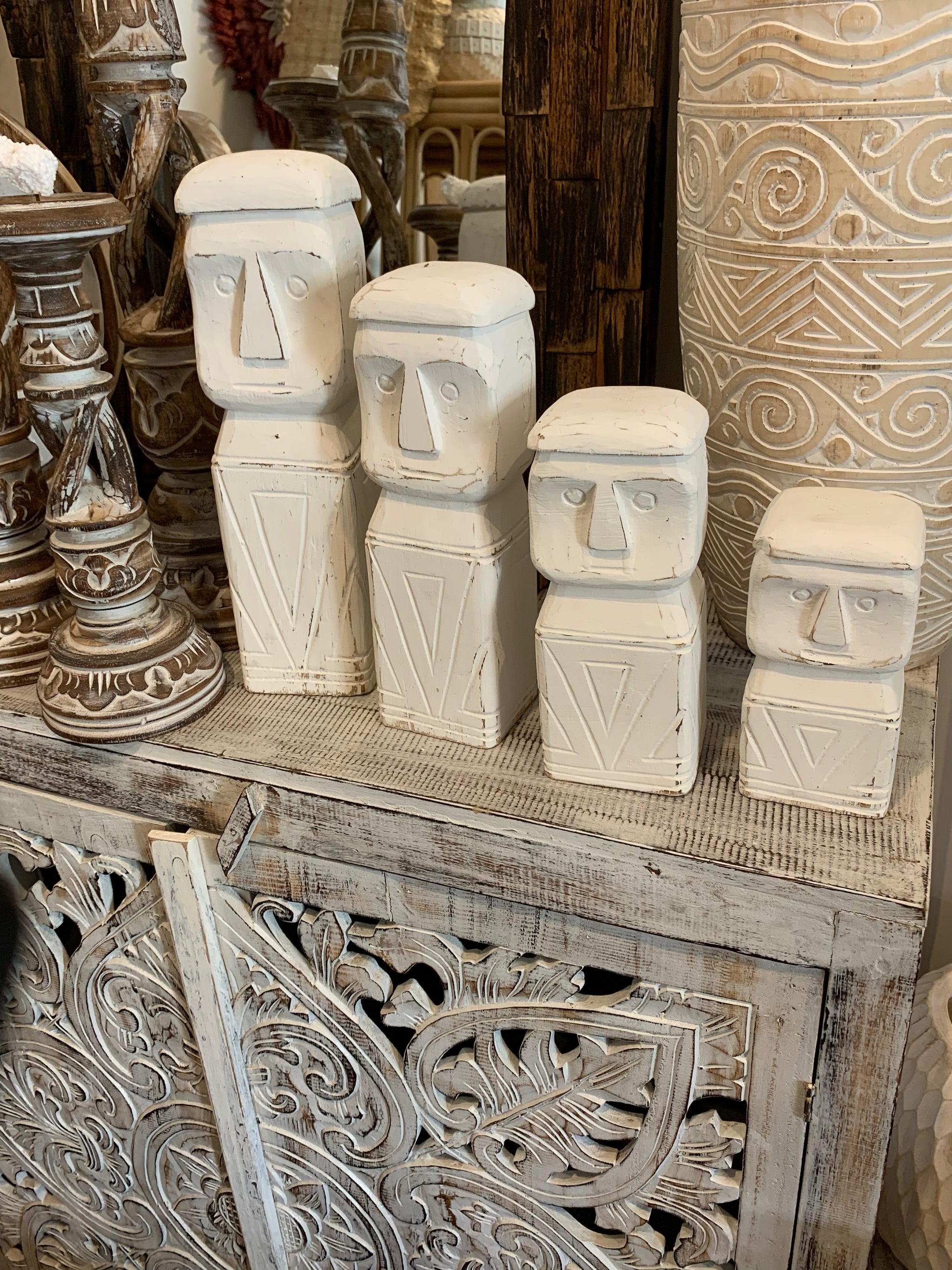 Tribal Man statue Set of 4. White - Bali Beach Beyond
