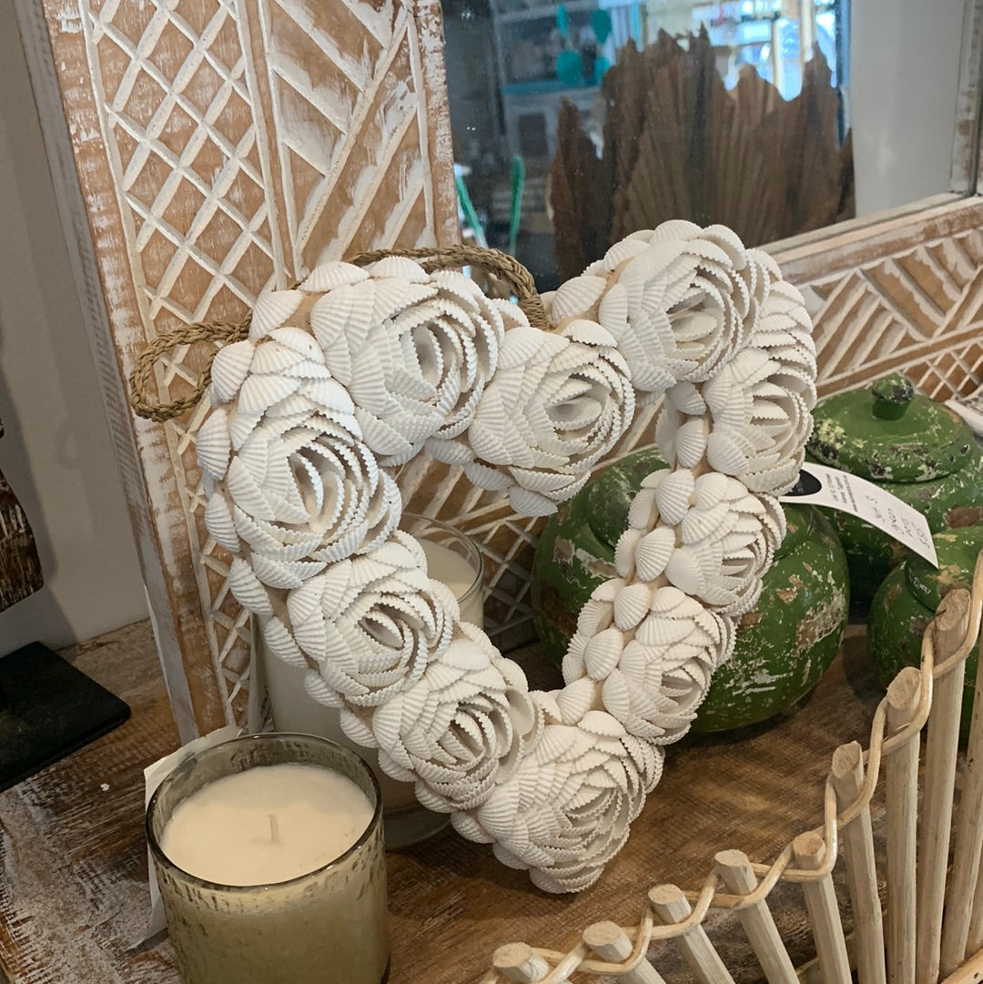 Shell heart. M. Closed flower style - Bali Beach Beyond