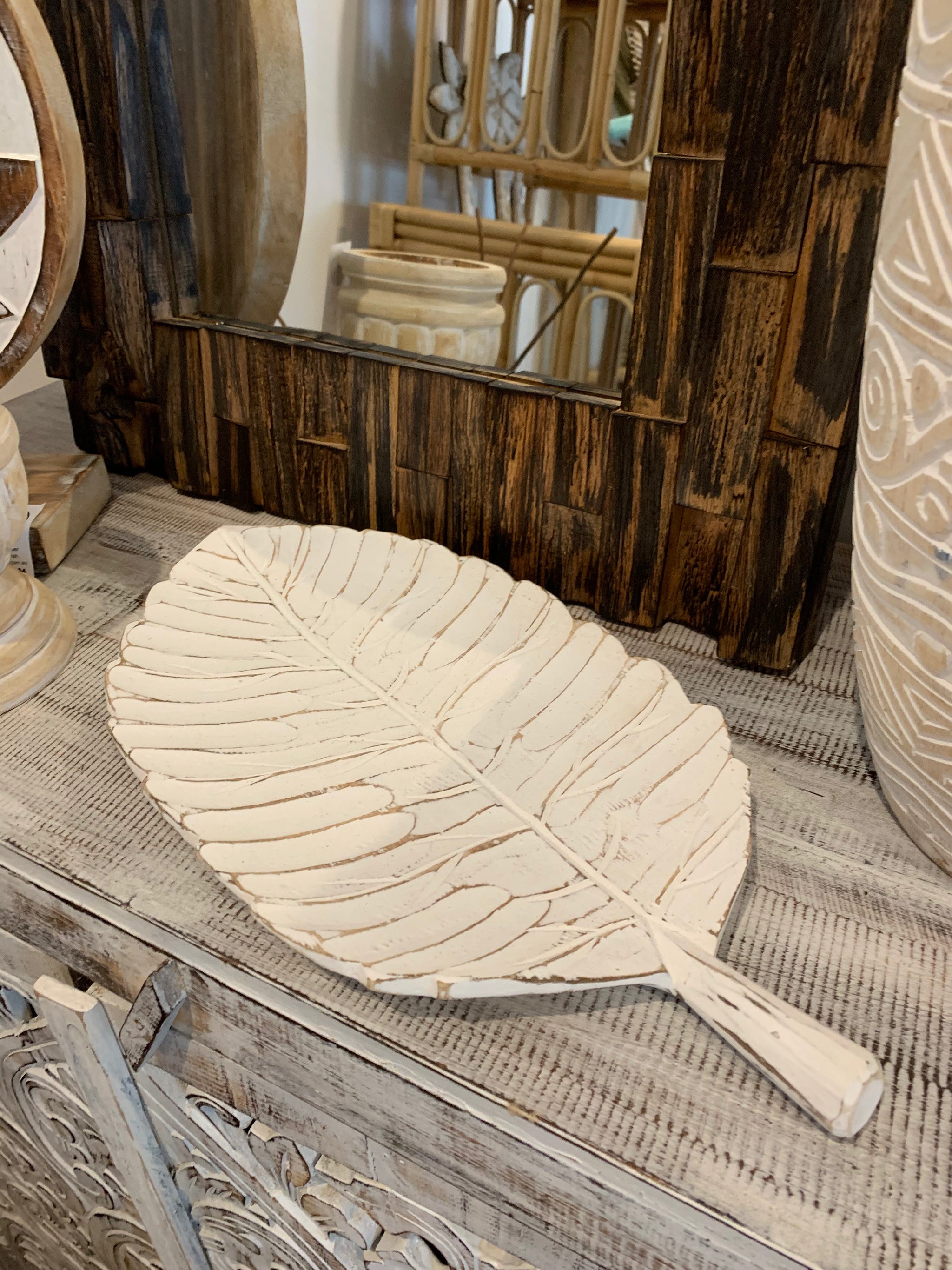 Timber leaf platter. Rustic white finish. Medium - Bali Beach Beyond
