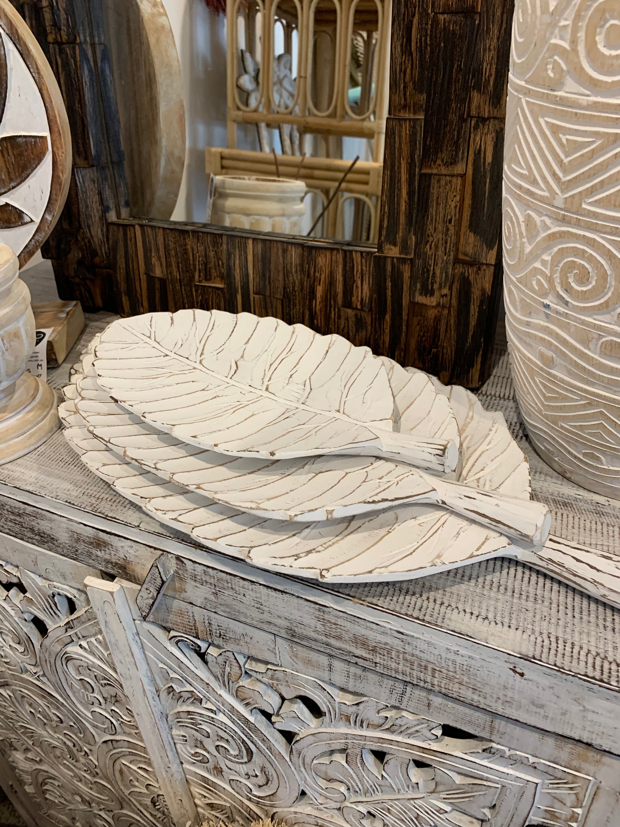Set 3 timber leaf platters. Rustic white finish - Bali Beach Beyond