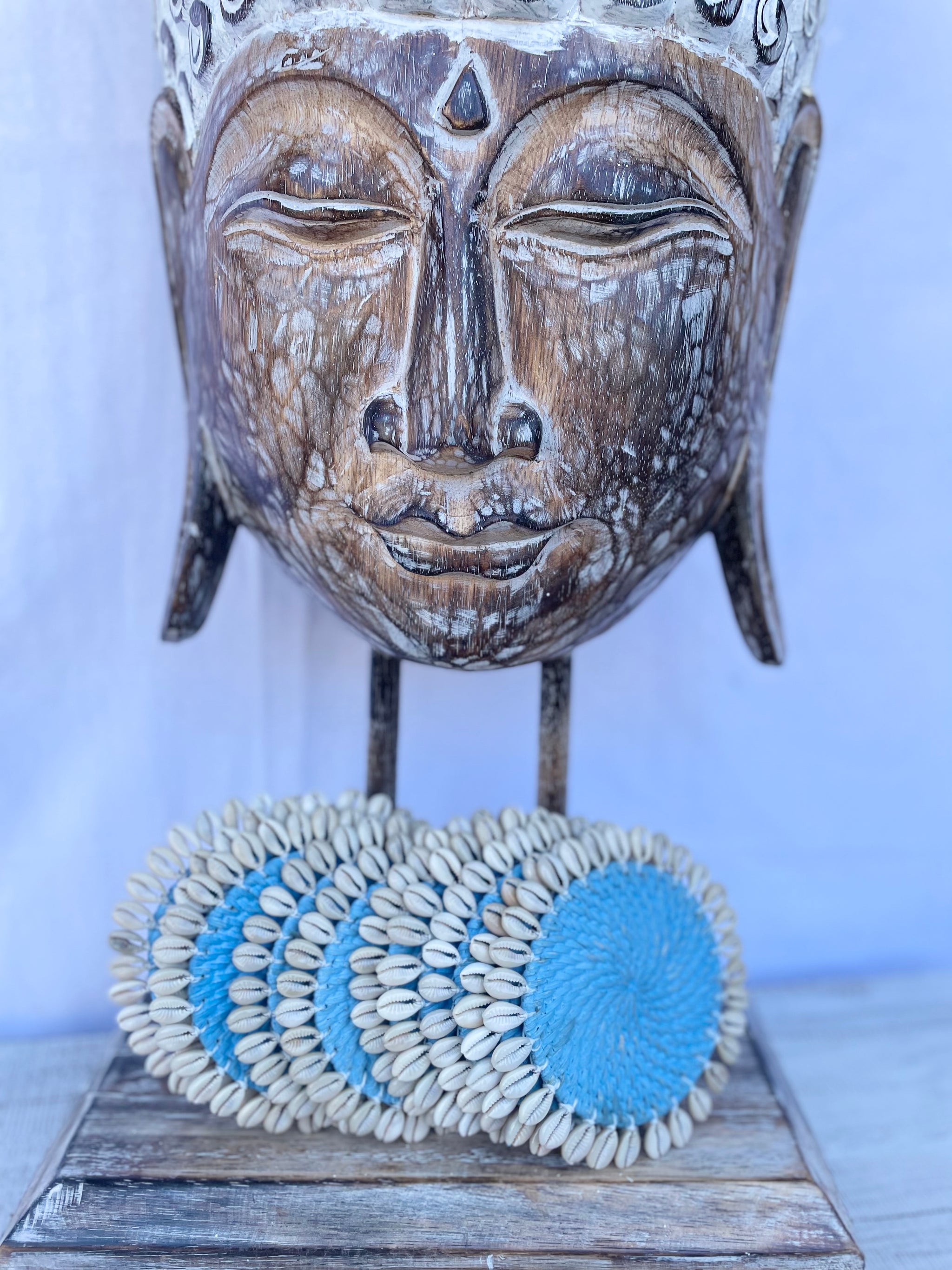 Set 6 blue rattan Coasters with natural shells - Bali Beach Beyond