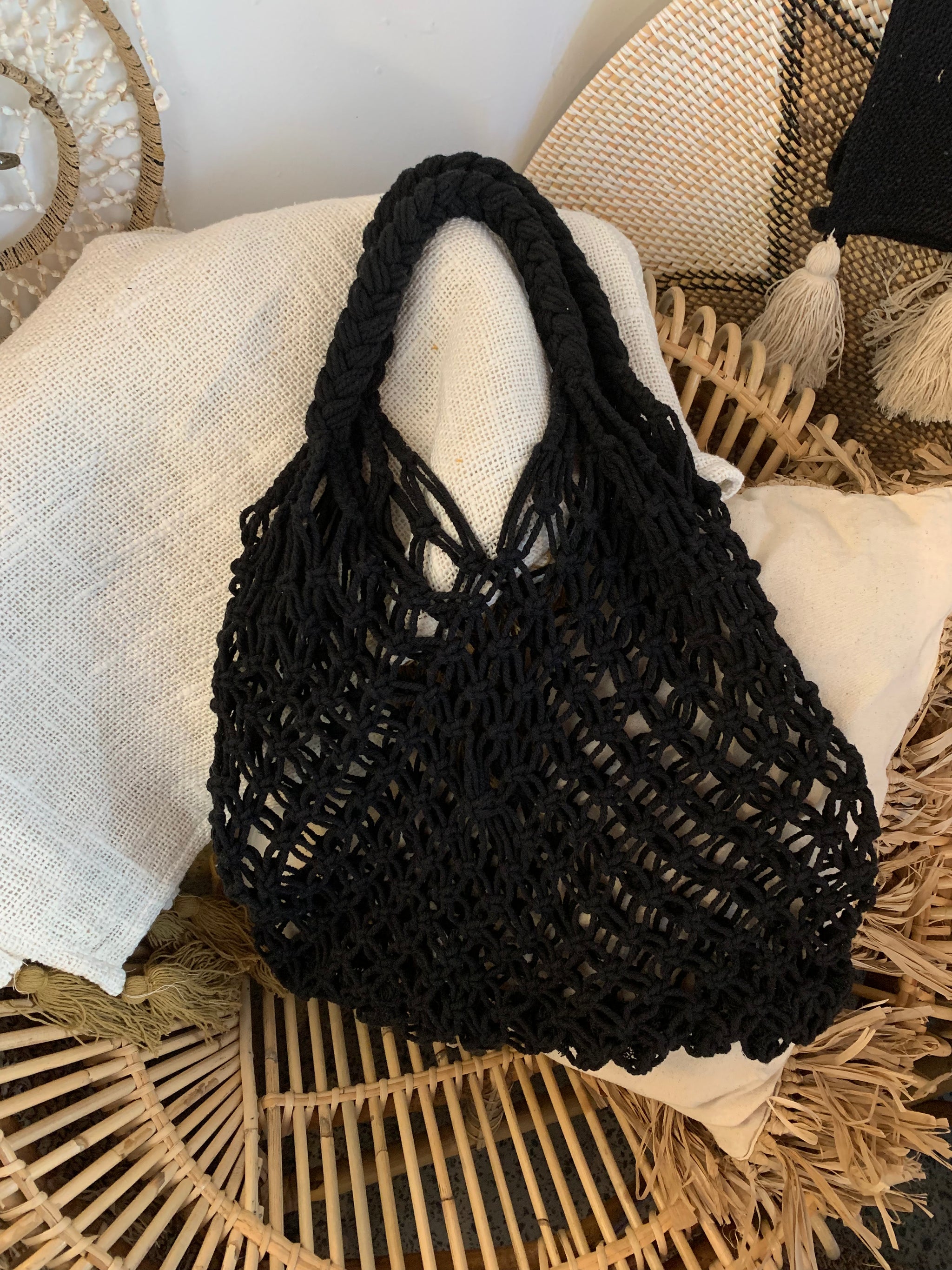 Macrame shopping bag black - Bali Beach Beyond