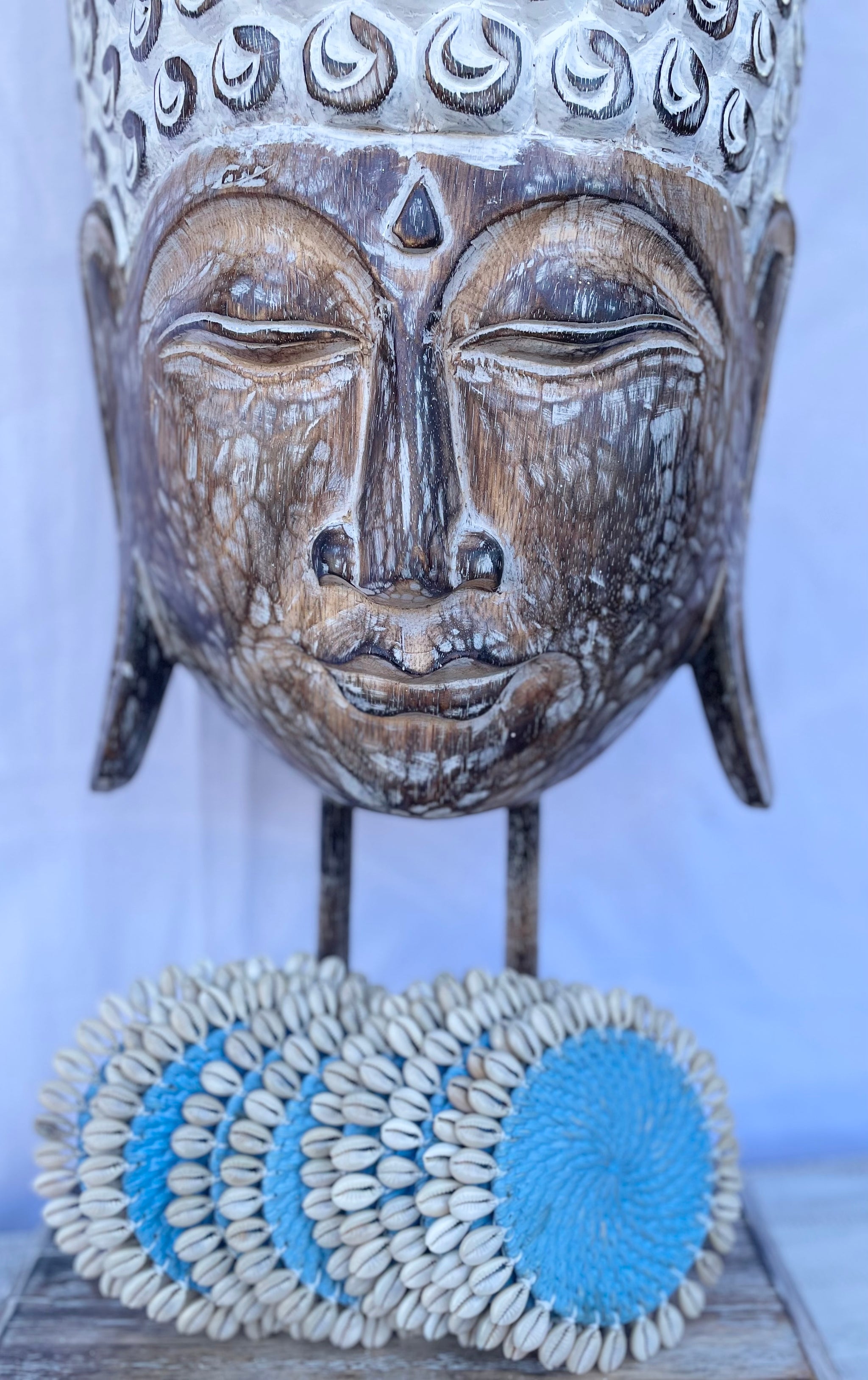 Set 6 blue rattan Coasters with natural shells - Bali Beach Beyond