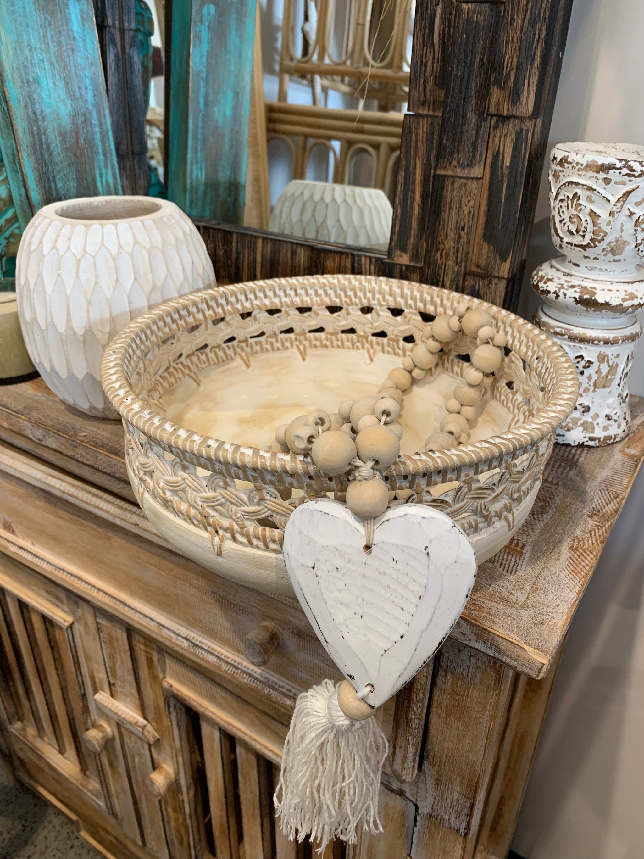 White bowl with decorative trim M - Bali Beach Beyond