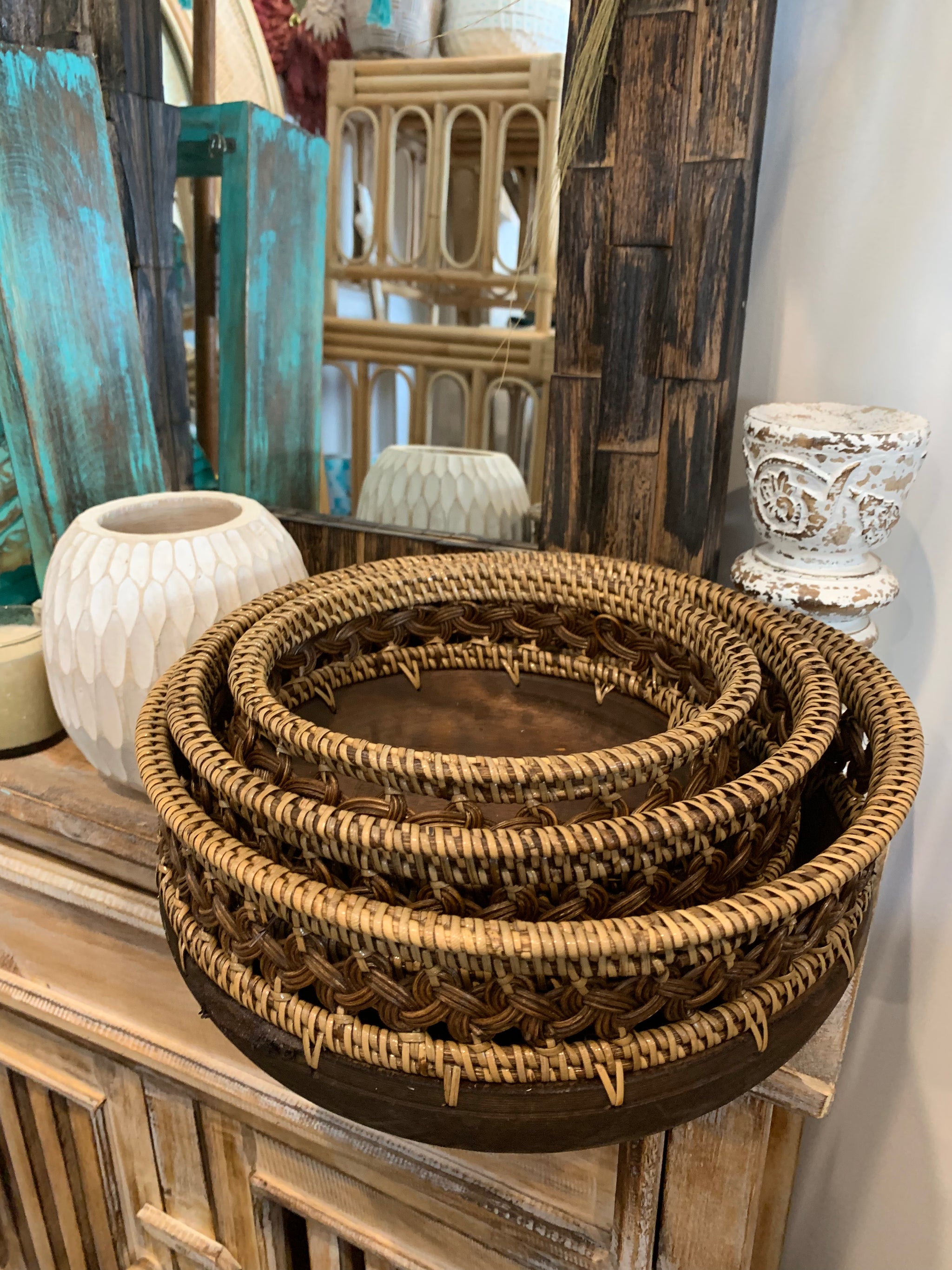 Set 3 brown bowls with decorative trim - Bali Beach Beyond