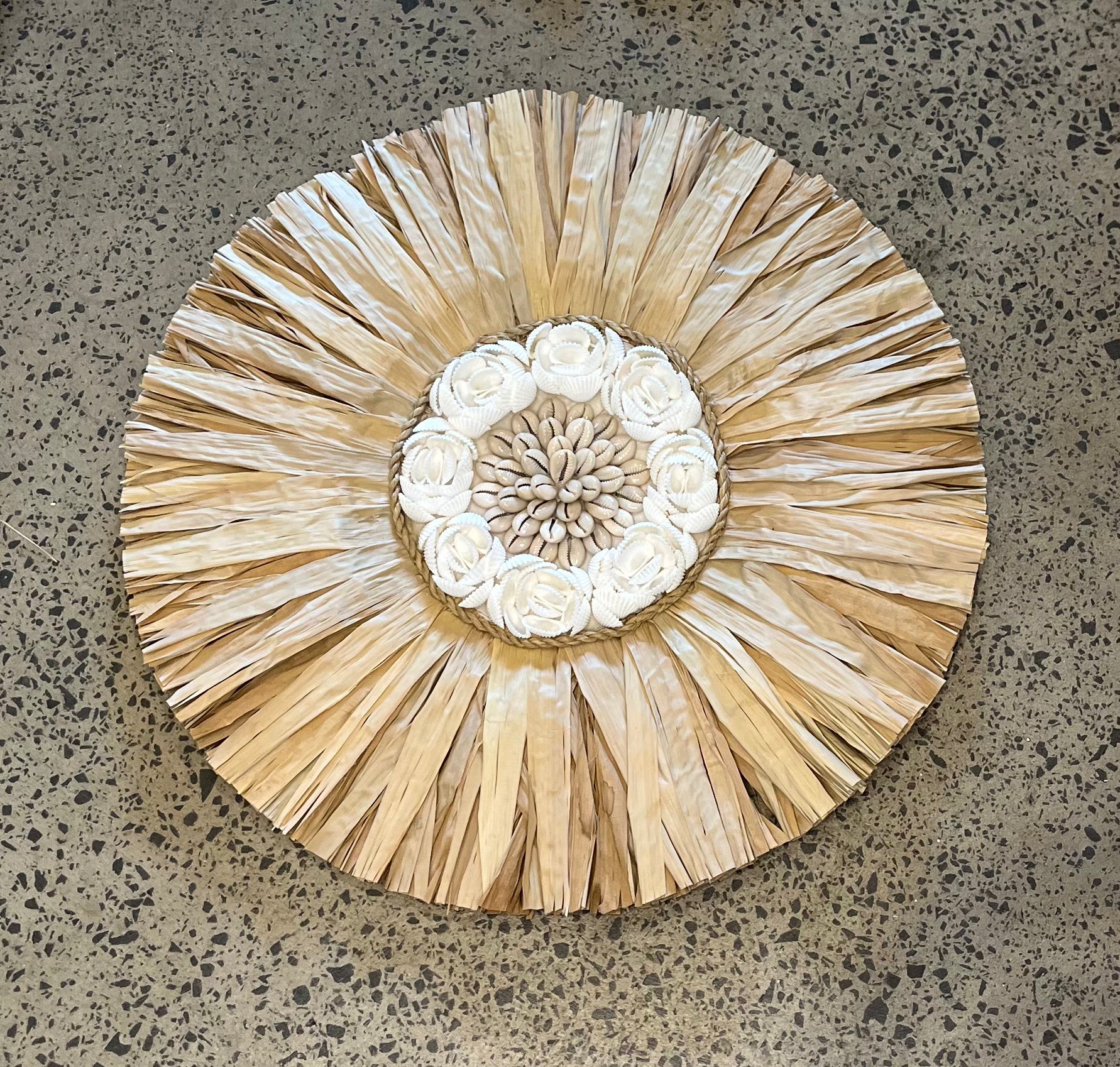 Set 3 raffia juju with white flower shell detail - Bali Beach Beyond
