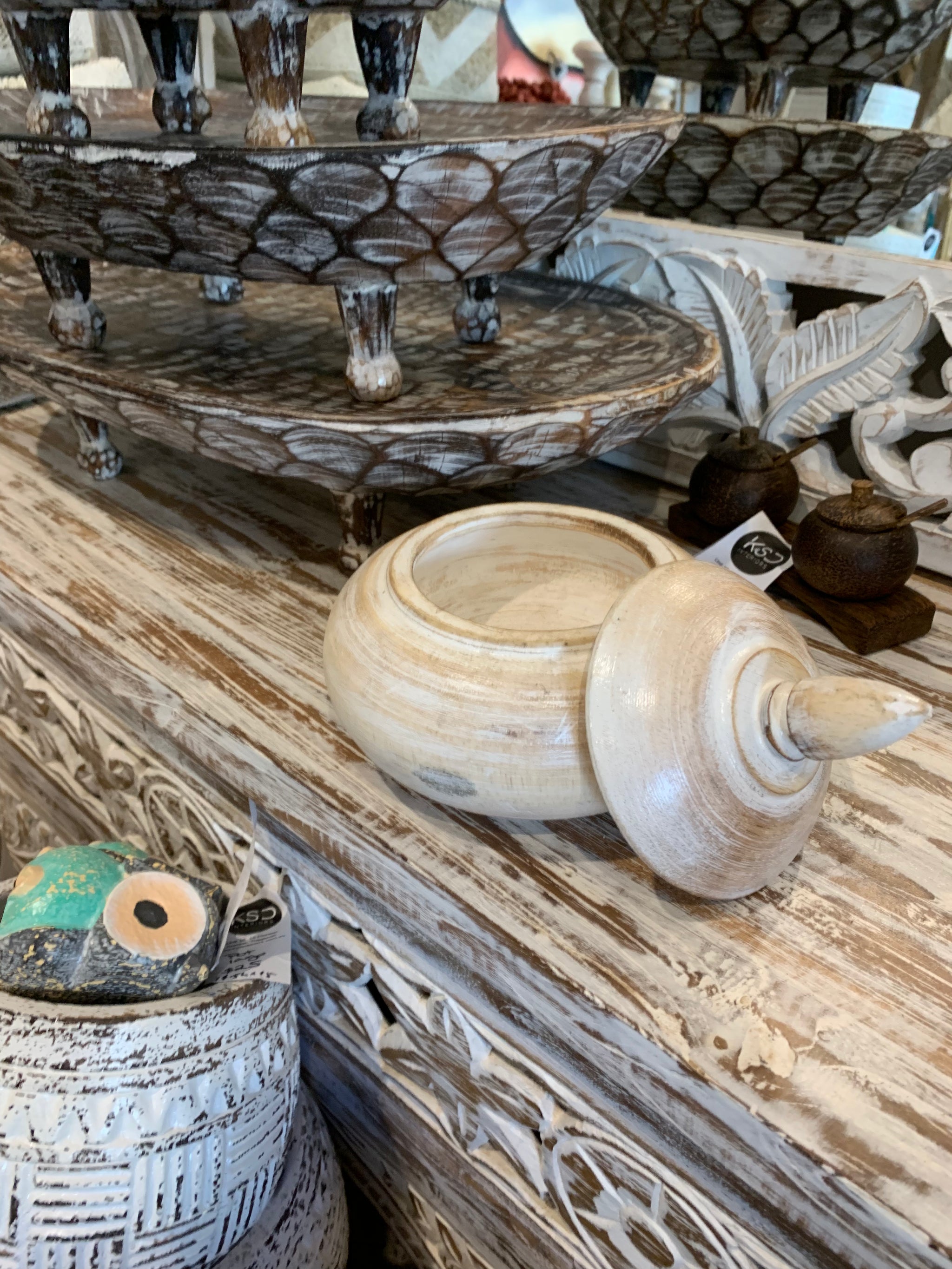 15cm container with lid. White wash - Bali Beach Beyond