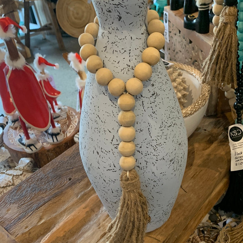 Natural bead with natural tassel decoration / curtain tie