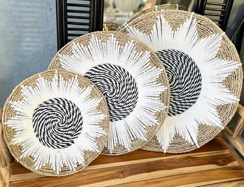 Woven wall platters natural, black and white. Set of 3. Design 5