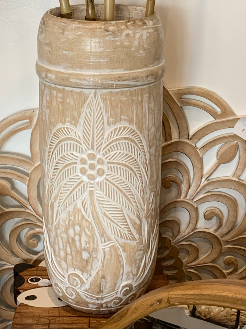 Rim Timber palm vase