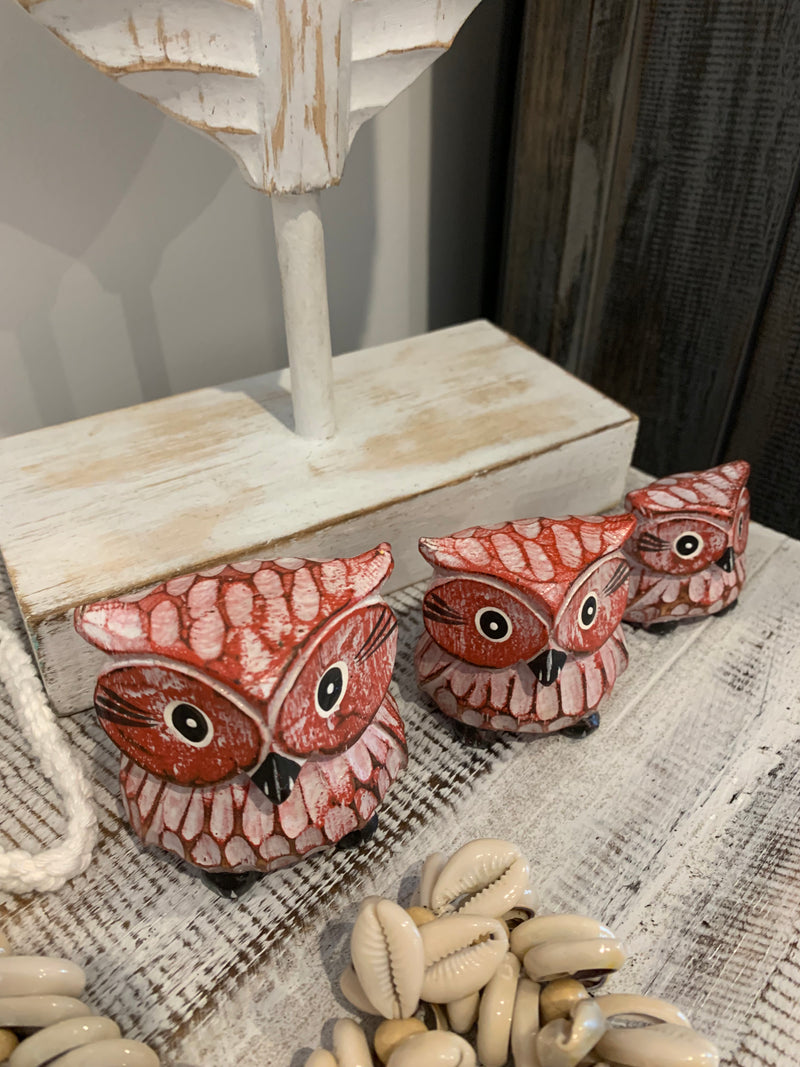 Red timber owls. Set 3. Handpainted and handcarved.