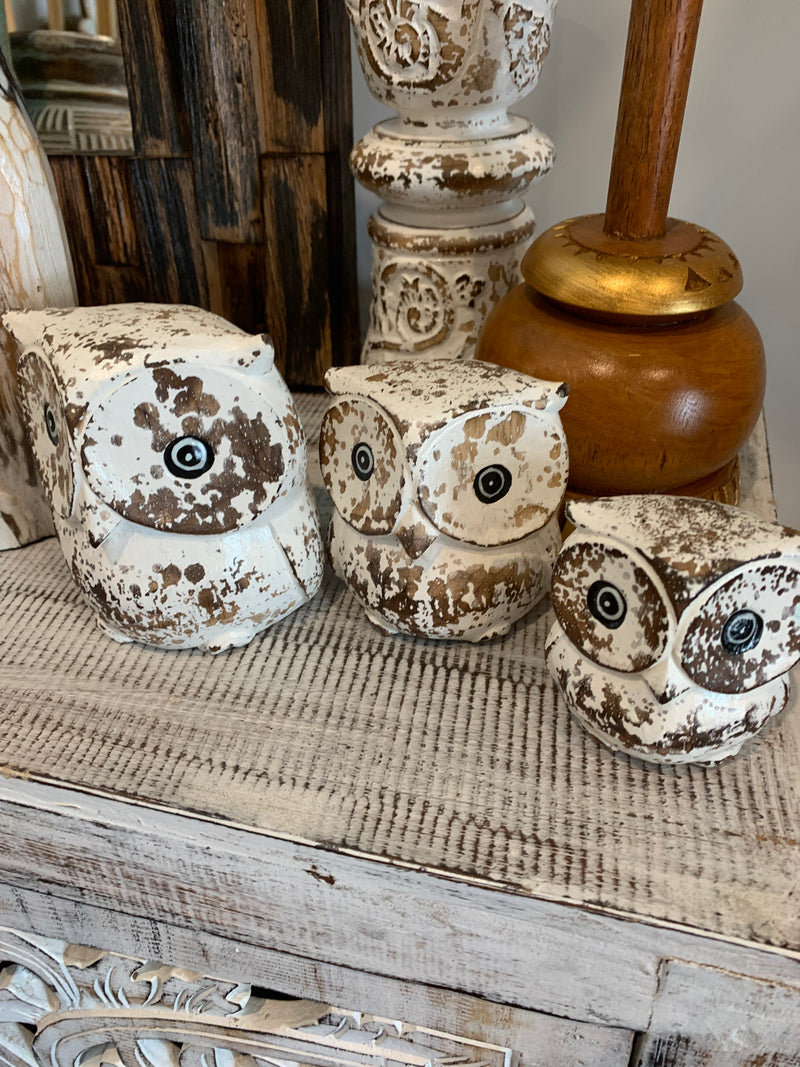 Rustic white timber owls. Set 3