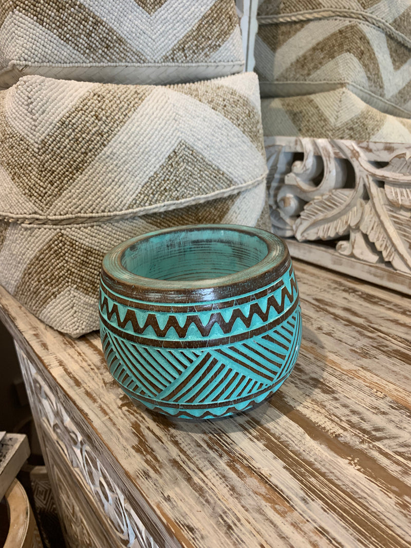 Green decorative pot. S