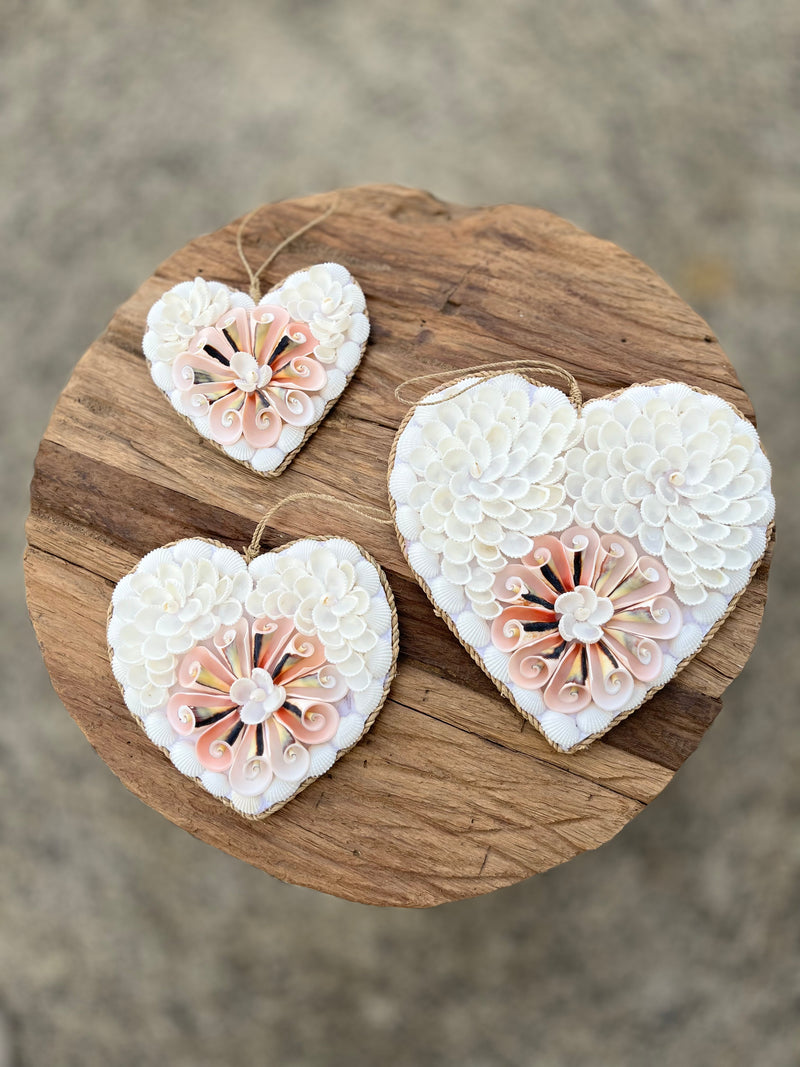 Shell heart with pink shells. Set of 3