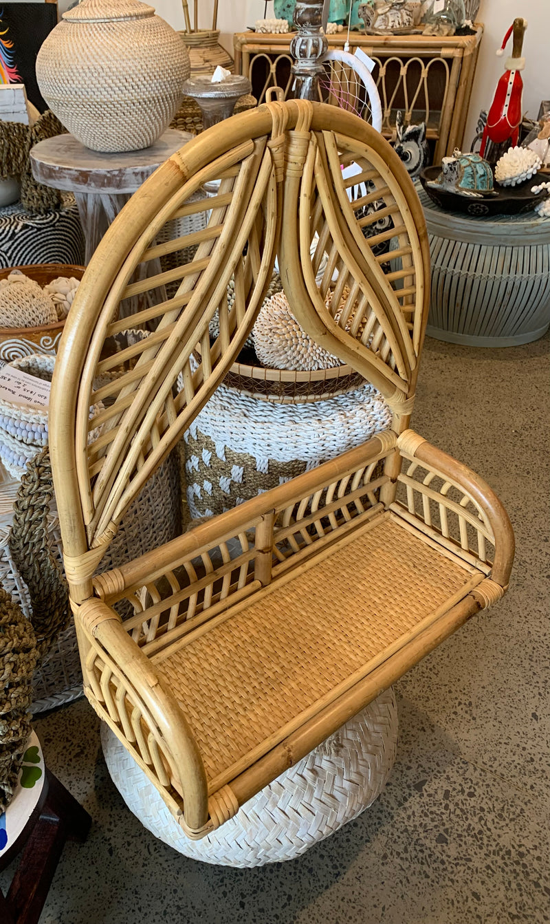 Rattan hanging leaf shelf