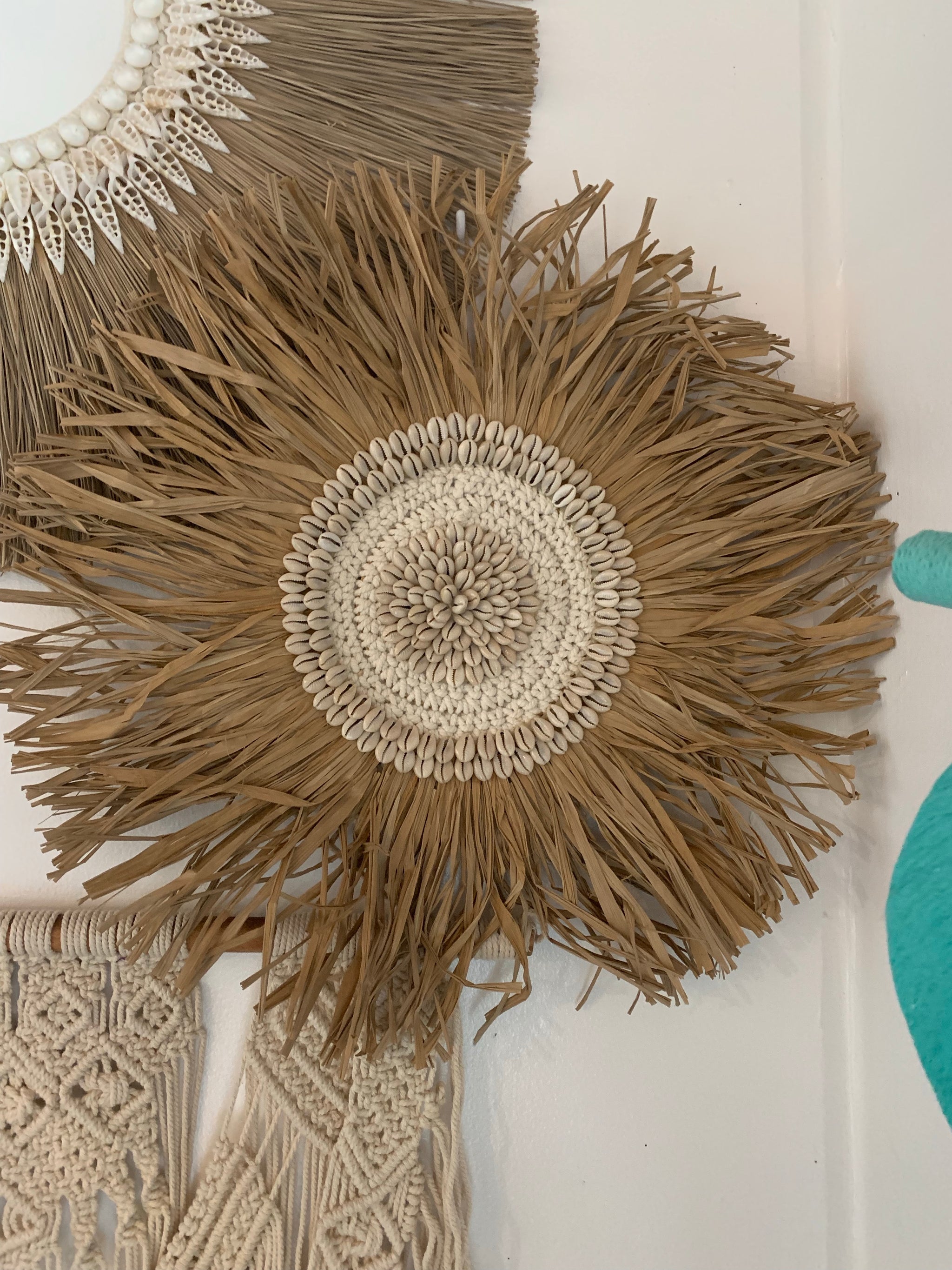 55cm raffia juju with shell detail – KSD Interiors