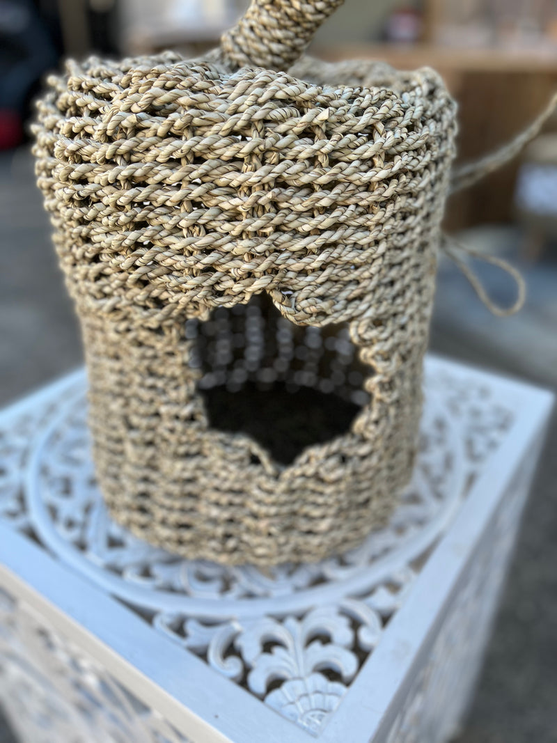 Woven bird house / hanger